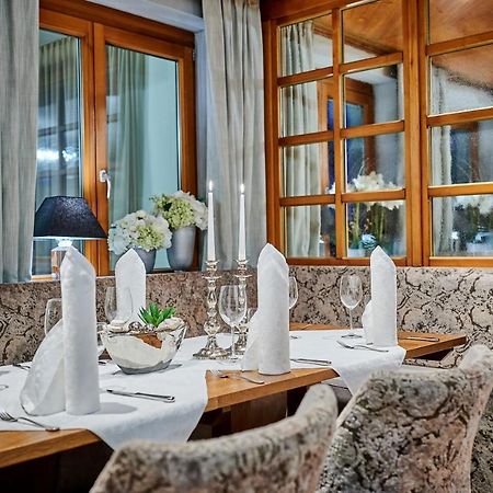 Landhotel Schneider Riedenburg Exteriör bild